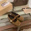 Zapatos Mary Jane Retro 2025 Nuevo Estilo Coreano Elegantes de Gamuza Hebilla Metálica Punta Redonda Look Adelgazante Suela Suave Zapatos de Ballet