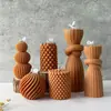 Vela Perfumada Cilíndrica Europea Casual Atmósfera Muebles Creativos para el Hogar Vela Pilar Marrón Arte Geométrico
