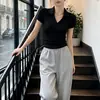 Camiseta Feminina de Verão Estilo Novo Justa Casual Tendência Ins Hot Girl Decote V Fashionável Ombro Normal Top