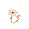 Personalidad Plata Moda Estilo Lujo Ligero Joyería Plata S925 Chapado en Oro Cristal Blanco Perla Anillo Simple Fresco