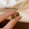 Pendientes Colgantes Populares de Piedra Ojo de Tigre Aguja de Plata Maillard Retro Elegantes Versátiles Pendientes de Lujo Accesible Pendientes de Gama Alta para Mujeres