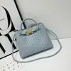 Bolsa Tejida Hecha a Mano Personalizada de Gran Capacidad, Bolso Tote, Bolso de Mano, Bolso de Hombro para Mujer, Edición Especial de Primavera 2026, de Alta Gama, de Nicho, Transfronterizo