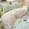 Conjunto de cama de três peças com borda de veludo de leite fosco tridimensional tipo A, espessado, estilo Meilade, capa de edredom simples 1