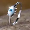 Anillo de ojo azul de pestaña nueva de deseo transfronterizo anillo de personalidad simple nicho lujo ligero elegante anillo al por mayor