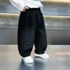 Calças para Meninos Outono 2026 Novo Estilo Legais e Bonitas Estilo Primavera e Outono Infantil Calças com Estampa de Leopardo Calças Casuais para Meninos Uso Diário