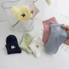 Meias Transfronteiriças para Mulheres com Letras Coloridas de Doces H Meias Esportivas Meias Simples Meias de Cano Baixo Versáteis para Mulheres Meias de Algodão Meias de Corrida de Algodão