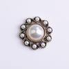 Antiguo oro vintage plato de flores hebilla de diamantes accesorios estilo coreano pin de solapa Corona Perla hebilla de diamantes accesorios fabricantes de materiales ahora lote