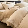 Juego de Cama de Felpa de Leche de Alta Calidad Juego de Cuatro Piezas Terciopelo Tallado Espesado Felpa de Doble Cara Sábana de Cama de Terciopelo Totalmente Mate Invierno Juego de Tres Piezas