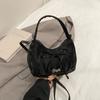 2025 Verão Nova Grande Capacidade Cor Sólida Laço Bolsa Dumpling Moda Personalizada Bolsa de Ombro Axilar Bolsa de Mão Feminina