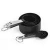 Venta al por mayor de fábrica Juego de 8 cucharas medidoras de acero inoxidable con mango de silicona Juego de tazas y cucharas medidoras Herramientas para hornear Pastel