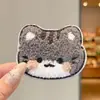 Dulces accesorios para el cabello de otoño e invierno para mujer, con un diseño de caricatura y un estilo divertido y juguetón, con una nueva colección 2026 de lindos pasadores para el cabello para niños