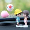 Celebriedade da Internet Enfeites de Carro Atacado Carro Acessórios de Carro Boneca Casal Fofo Beijo Decoração de Carro Elétrico Enfeites