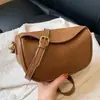 Bolso de mujer 2023 nueva textura de alta calidad nicho otoño e invierno retro bandolera para el hombro bolso de silla de montar popular para mujer