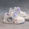 Zapatos Deportivos para Niños 2026 Otoño Nueva Moda Zapatos de Cuero de Dibujos Animados para Niños y Niñas con Suelas Suaves y Tenis Casuales Antideslizantes
