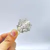 2025 Nueva Colección de Pinzas para Cola de Caballo de Alta Gama Artefacto Fijador Pinza para el Cabello Pinza Tiburón Adorno para el Cabello de Lujo Ligero Pasador