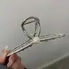 Pinza para el Cabello de Mujer Nuevo Estilo Antiguo Borla Flor de Metal Pinza Grande para la Parte Trasera de la Cabeza del Cabello Elegante Pinza de Tiburón Tocado