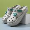 Sapatos Furados Femininos de Verão de Cintura Alta Antiderrapantes Respiráveis Chinelos Sola Grossa de EVA Fofos Resistentes ao Desgaste Pés Sem Cheiro Chinelos Baotou