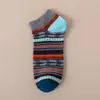 Calcetines para Hombre Primavera y Verano Nuevos de Moda Calcetines de Algodón para Pareja Hilo Grueso Calcetines Cortos Retro Estilo Harajuku Étnico Calcetines Tobilleros Estilo Japonés