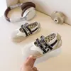 Outono de 2026 Novos Sapatos Baixos Infantis Retro Versáteis de Corte Baixo Casuais Estilo Coreano Versáteis Mary Janes Sapatos Infantis