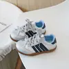Zapatillas de entrenamiento alemanas estilo ballet para niñas, nuevo estilo primavera 2026, zapatillas coreanas con lazo Forrest Gump, zapatillas deportivas de moda y versátiles