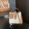 Bolsa Casual Texturizada Simples e Moderna com Vários Designs, Bolsa de Ombro Cruzada, Bolsa Saco Feminina Tendência Primavera 2026