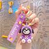 Llavero con colgante de muñeca adorable de dibujos animados, venta al por mayor, joyería pequeña creativa, llavero de coche, regalos pequeños