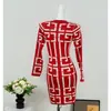 Vestido de Tricô para Mulheres Outono e Inverno 2026, Acinturado, Emagrecedor, Gola Color Block, Combinado com um Casaco, Vestido Suéter Justo