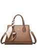 Bolso Maternal de Moda y Versátil de Gran Capacidad, Modelo Nuevo para Mujeres, Viene con un Pañuelo de Seda, Elegante Bolso de Mano y Bolso Cruzado para Damas