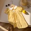 Colección de Verano 2026 Ropa para Niños: Vestido para Niña con Punto Trenzado Bordado de Animales, Cuello Peter Pan, Mangas Cortas Abullonadas, Vestido Infantil a Cuadros