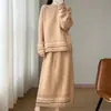 Novo Conjunto de Duas Peças Feminino de Lã Pura Jacquard Vazado Gola Redonda Espesso para Outono/Inverno 2026