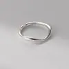 Anillo de Plata de Ley S925 Nalan Línea de Ola Irregular Exquisito Simple Estilo Ins Sentido del Diseño Anillo para el Dedo R03784