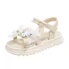 Sandálias Infantis 2026 Chegadas de Verão Mais Vendidas Sapatos Infantis Meninas Pequenas Sola Macia Antiderrapante Laço Princesa Sapatos da Moda