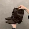Botas de pierna de pantalón con hebilla de cuero retro estilo post-apocalíptico para mujer 2026 nuevas de otoño punta fina temperamento botas cortas botas de montar a media pantorrilla