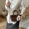 Bolso Pequeño Retro de Gama Alta para Mujer 2025 Nueva Moda Bolso Cruzado Versátil Bolso de Mano Mini Exquisito Bolso Tote Pequeño