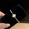 Estilo Coreano Ins Zircônia Formato de Cobra Pulseira Extensível Moda Versátil para o Trabalho Joia de Mão High-End Leve Atacado