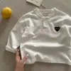 Camiseta china de manga larga para niños, modelo otoño 2026, top a rayas para bebé, camiseta básica de oso para bebé, elegante para niñas