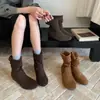 Botas Chelsea Femininas Retro Francesas de Solado Macio Nova Chegada Outono 2026 Couro Liso Macio Emagrecedoras Botas Martin