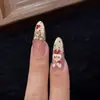 Novas Unhas Postiças Dazzling Red Velvet Fofas de Coelho de Jade Olho de Gato Feitas à Mão para o Ano Novo, Elegantes e Realçadoras da Pele, Luxo Leve e Versáteis