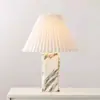 Lámpara de Mesa Moderna Simple para Mesita de Noche Lámpara de Diseño Lujo Ligero Dormitorio Estudio Casa de Huéspedes Sala Modelo Lámpara de Mesa de Mármol para Mesita de Noche