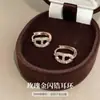 Pendientes de plata pura S999 con diseño de nudo, estilo nicho de lujo ligero vintage para mujer, pendientes de alta gama estilo francés, ear cuffs elegantes, accesorios para orejas