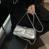 Bolsas Retro de Design de Nicho 2026 Novo Modelo Bolsas Femininas Versátil Bolsa Transversal Corrente no Ombro Sob o Braço Pequena Bolsa Quadrada