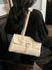 Bolso Bandolera Retro Nuevo 2026 para Mujer, Bolso de Hombro Bajo el Brazo, Bolso de Mano de Estilo Coreano de Moda y Sencillo, Nicho, para Viajes Diarios