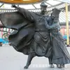 Escultura de figura de acero y vidrio figura de la estepa mongola figura danzante escultura de figura plaza parque artesanías hermosos adornos de Chen