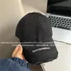 Haz el agujero viejo para hacer gorra de béisbol sucia nueva moda callejera primavera y verano letra coreana bordada gorra con visera cara pequeña