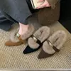 Sapatos de Pelúcia de Algodão Femininos para Aumentar a Altura, Nova Moda Outono e Inverno 2026, Tendência Elegante, Sapatos Quentinhos de Pelo, Bico Fino