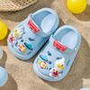Sapatos Croc Baotou Infantil Interior Sola Macia Sandálias e Chinelos de Casa para Bebê Antiderrapantes Sapatos de Verão para Jardim Sapatos de Praia para Criança Pequena