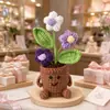 Adorno de Planta en Maceta Rosa Tejido a Mano Lindo con Manos y Pies Flor de Hilo Maceta Muñeca Decoración Creativa de Escritorio