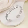 Pulseira de Aço Inoxidável de Alta Costura Personalizada para Mulheres, Joia Versátil de Aço Titânio de Nicho, Acessórios de Luxo Leve