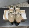 Tênis Finos de Couro Genuíno para Mulheres, Sapatos Esportivos Casuais Versáteis, Sapatos Vintage Desgastados com Estampa de Estrela, Sapatos de Treino Alemães para Mulheres