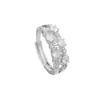 Anillo de arpa de encaje vintage francés con incrustaciones de diamantes, estilo de lujo ligero, artesanía italiana, diseño moderno y exquisito, anillo de circón